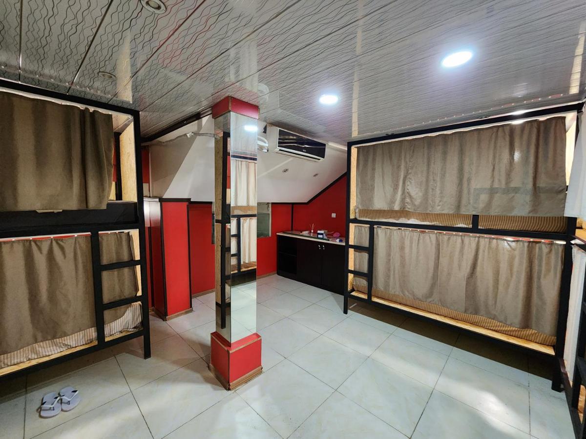 Gala Hostel Tbilisi Exterior photo